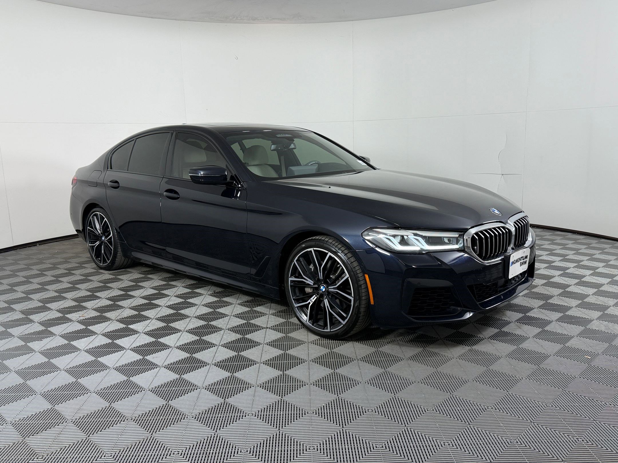 Certified 2023 BMW 540i w/ Executive Package RWD image 7