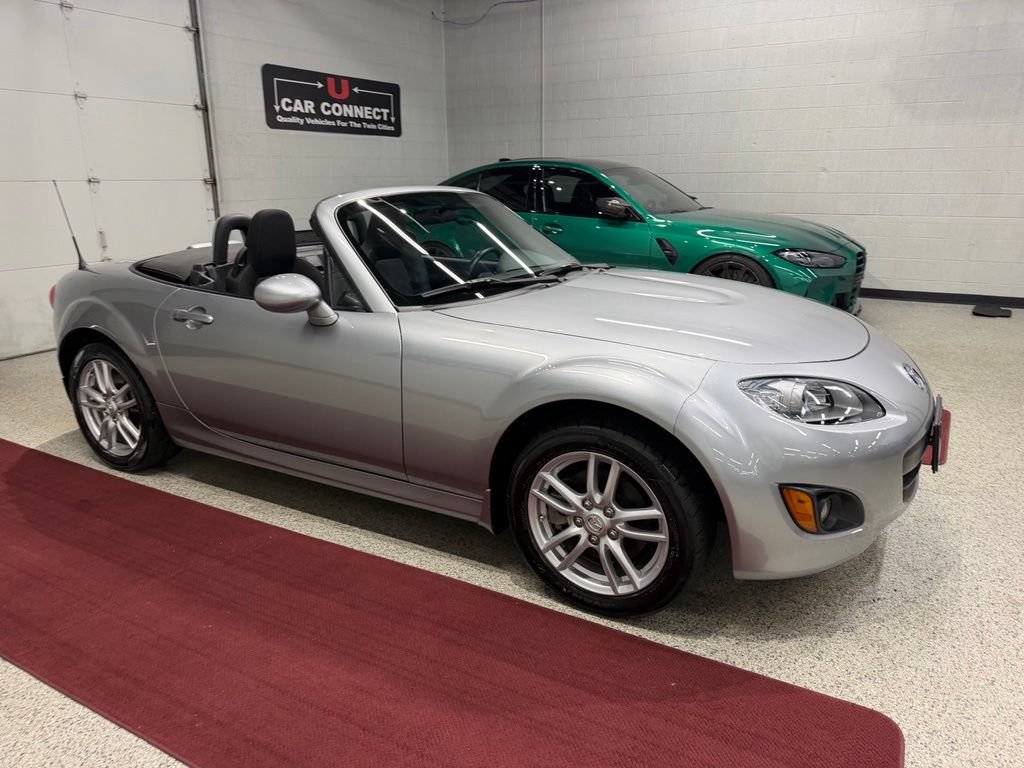 Used 2011 MAZDA MX-5 Miata Sport RWD image 13