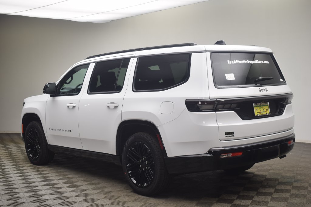 New 2026 Jeep Grand Wagoneer Limited AWD/4WD image 14