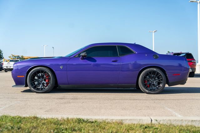 Used 2016 Dodge Challenger SRT Hellcat image 4