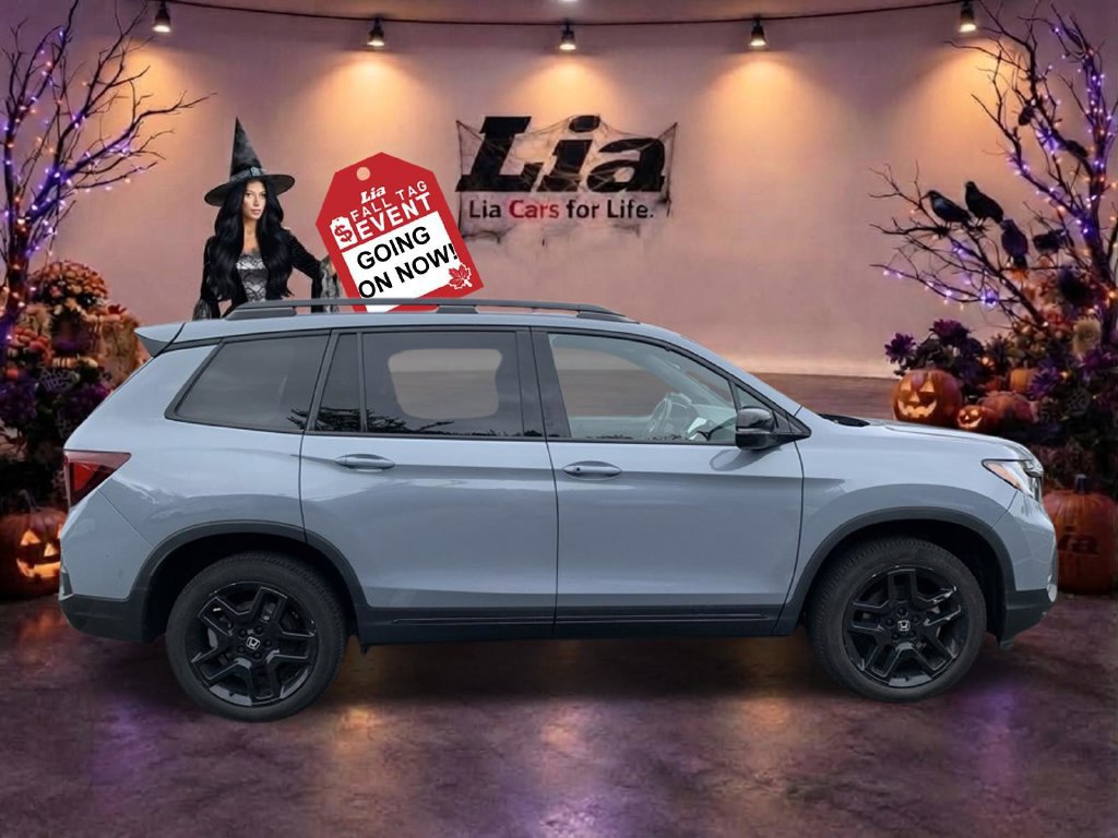 Used 2024 Honda Passport Black Edition image 2