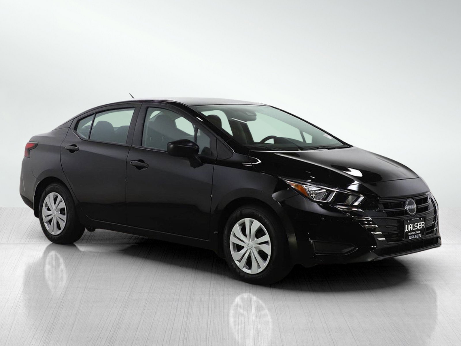 Used 2024 Nissan Versa S w/ Trunk Package image 7