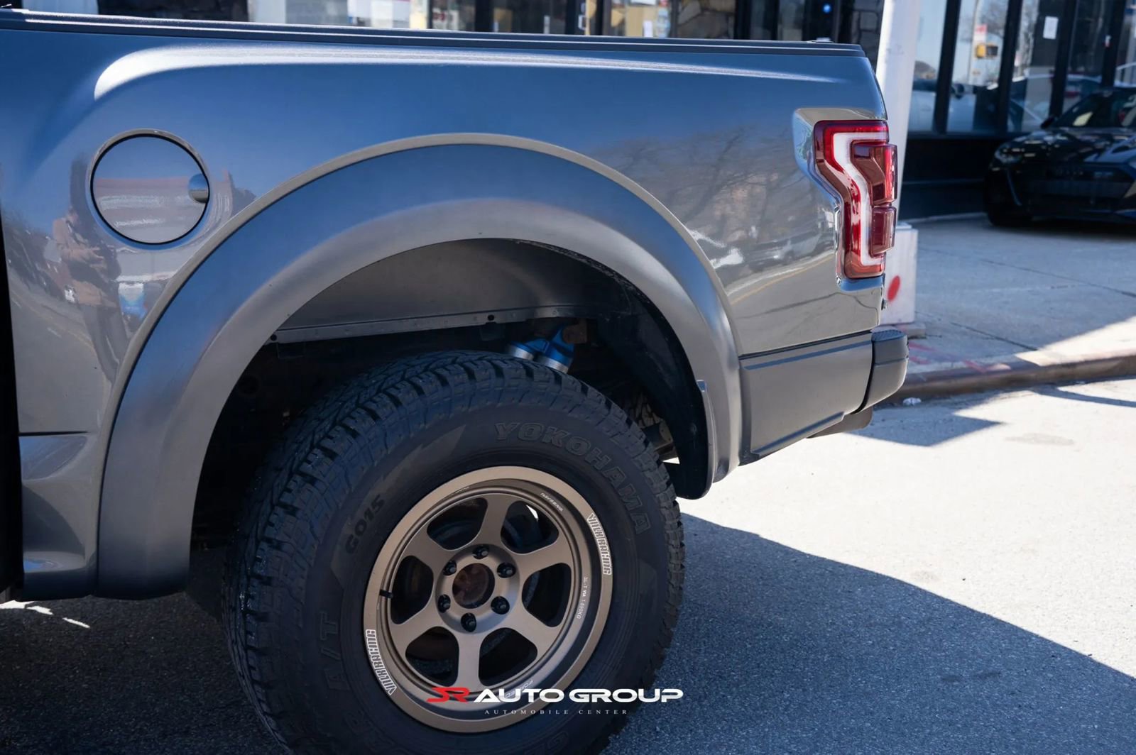 Used 2017 Ford F150 Raptor w/ Equipment Group 802A Luxury image 10