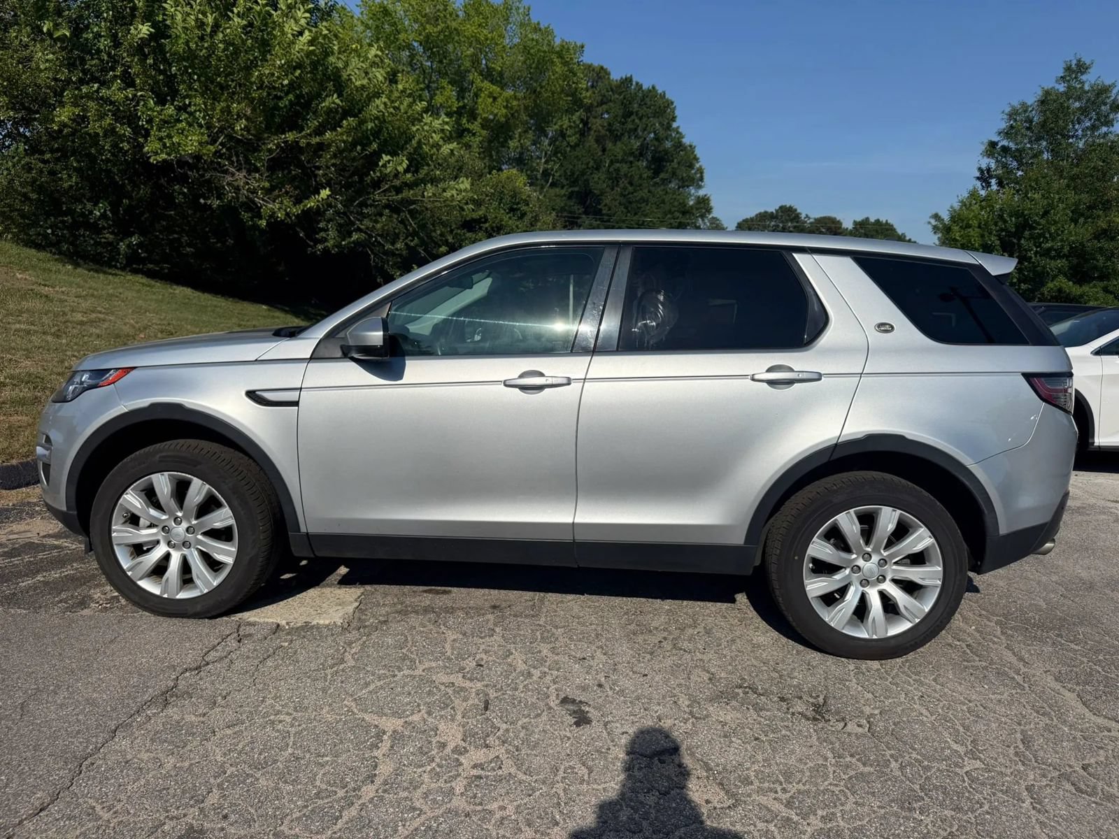 Used 2016 Land Rover Discovery Sport HSE Luxury AWD/4WD image 5