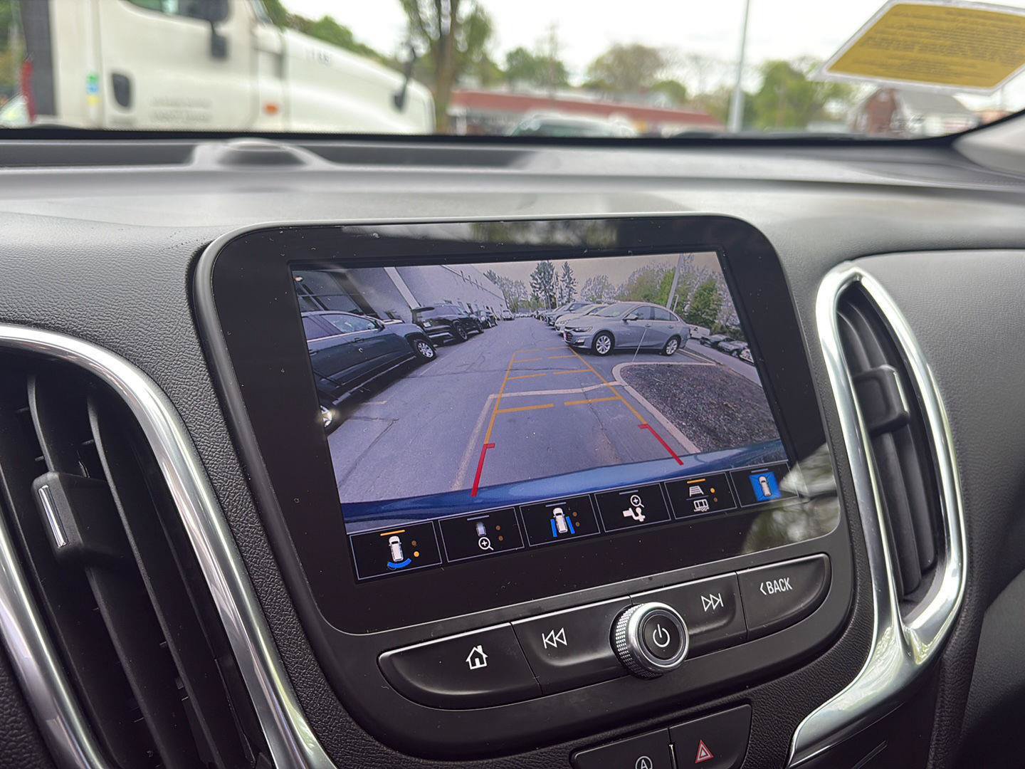 Certified 2024 Chevrolet Equinox LT AWD/4WD image 31