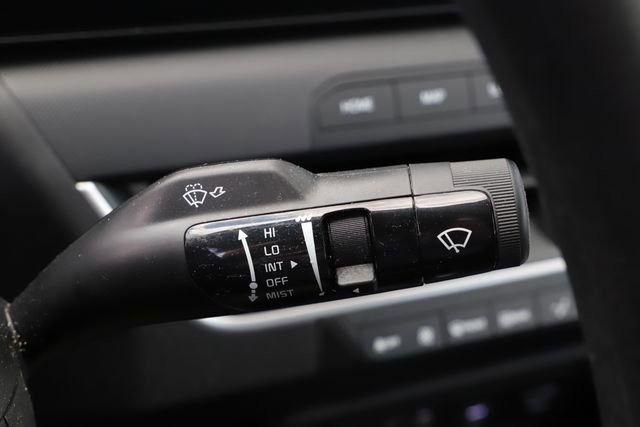Used 2025 Kia K4 FWD image 35