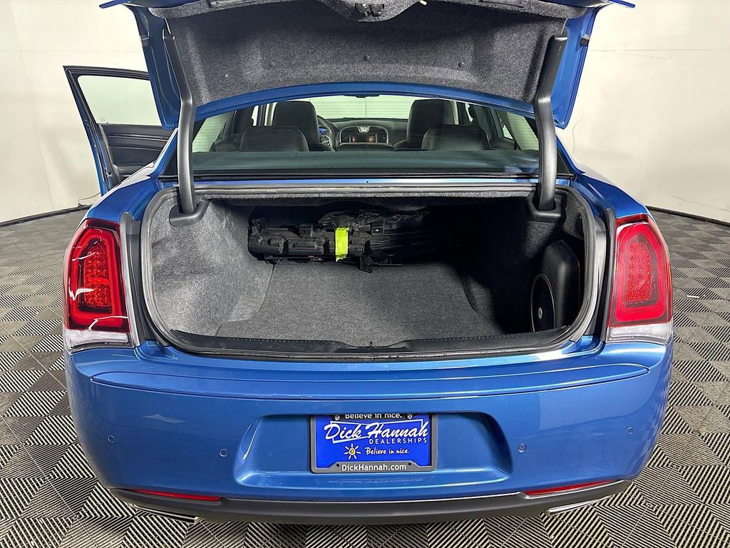 Used 2023 Chrysler 300 Touring L w/ Popular Equipment Group image 22