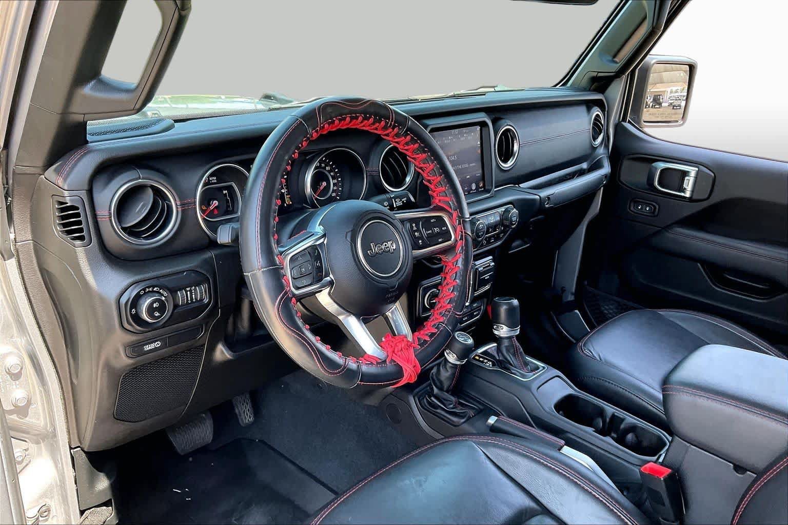 Used 2020 Jeep Gladiator Rubicon AWD/4WD image 17