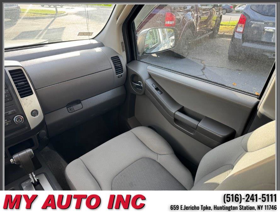 Used 2011 Nissan Xterra S image 14