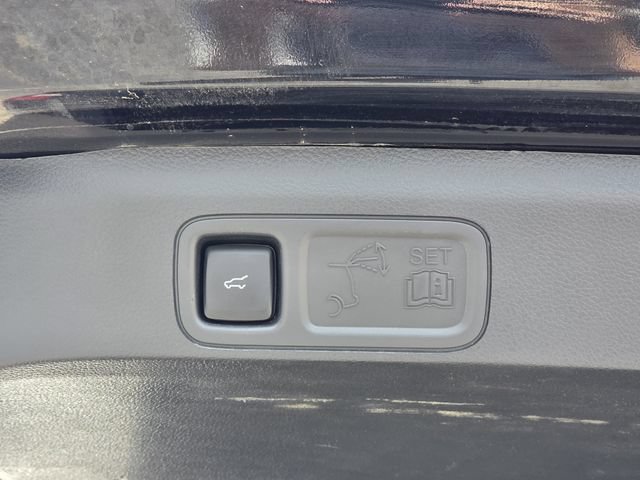 Used 2023 Ford Expedition XLT AWD/4WD image 37