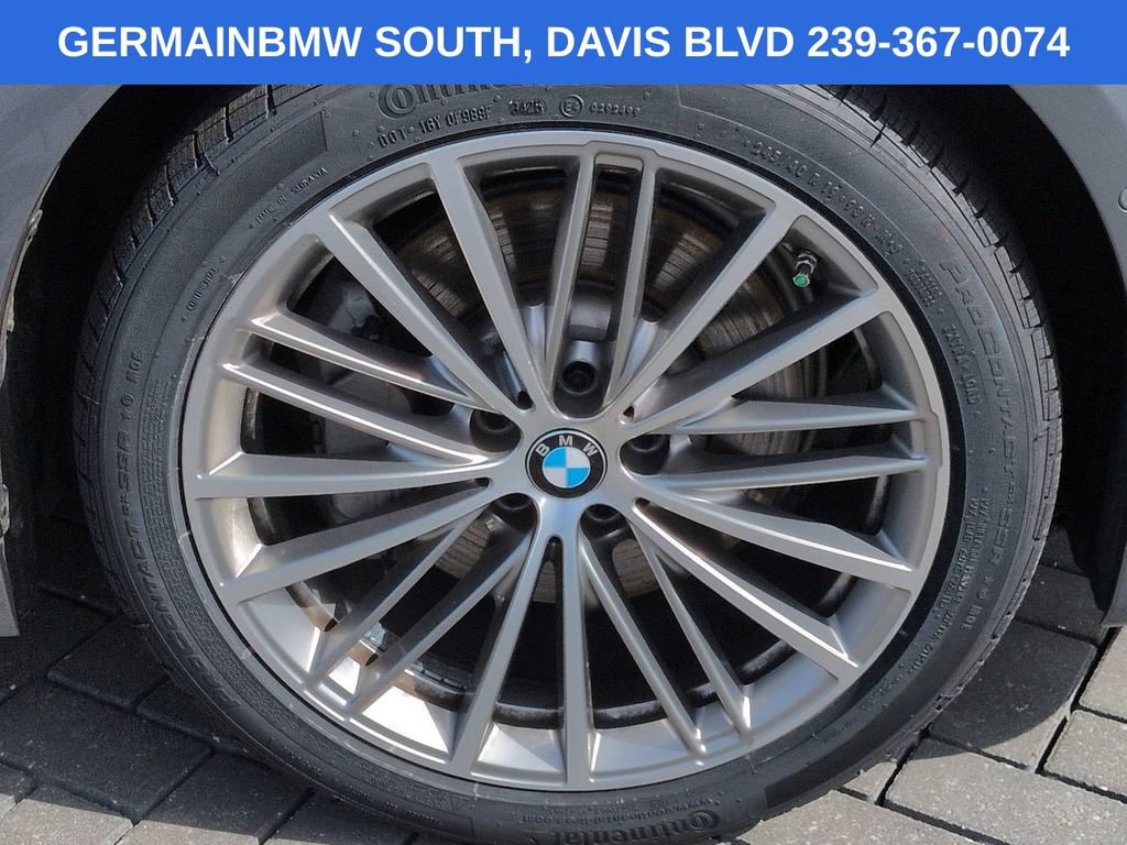 Used 2020 BMW 530i w/ Premium Package RWD image 12