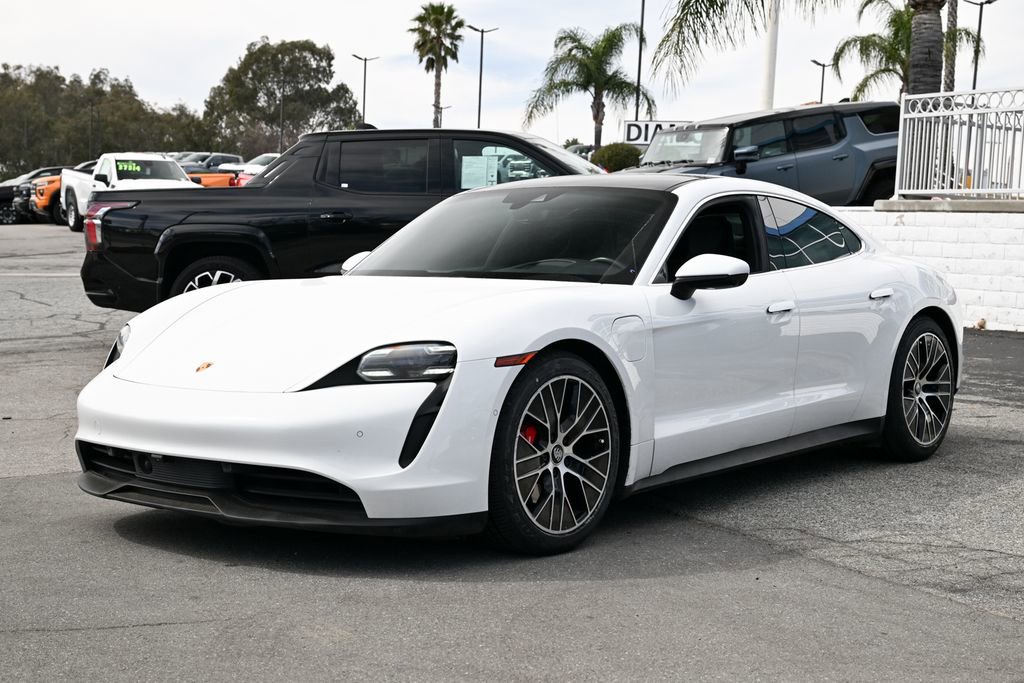 Used 2022 Porsche Taycan 4S AWD/4WD image 9