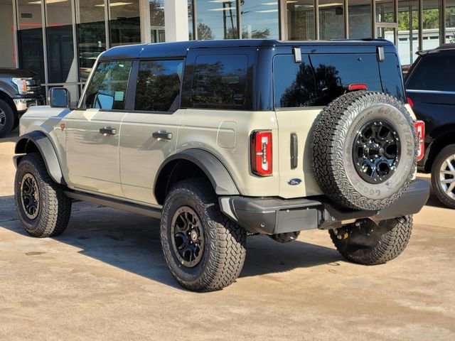 New 2025 Ford Bronco Badlands image 3