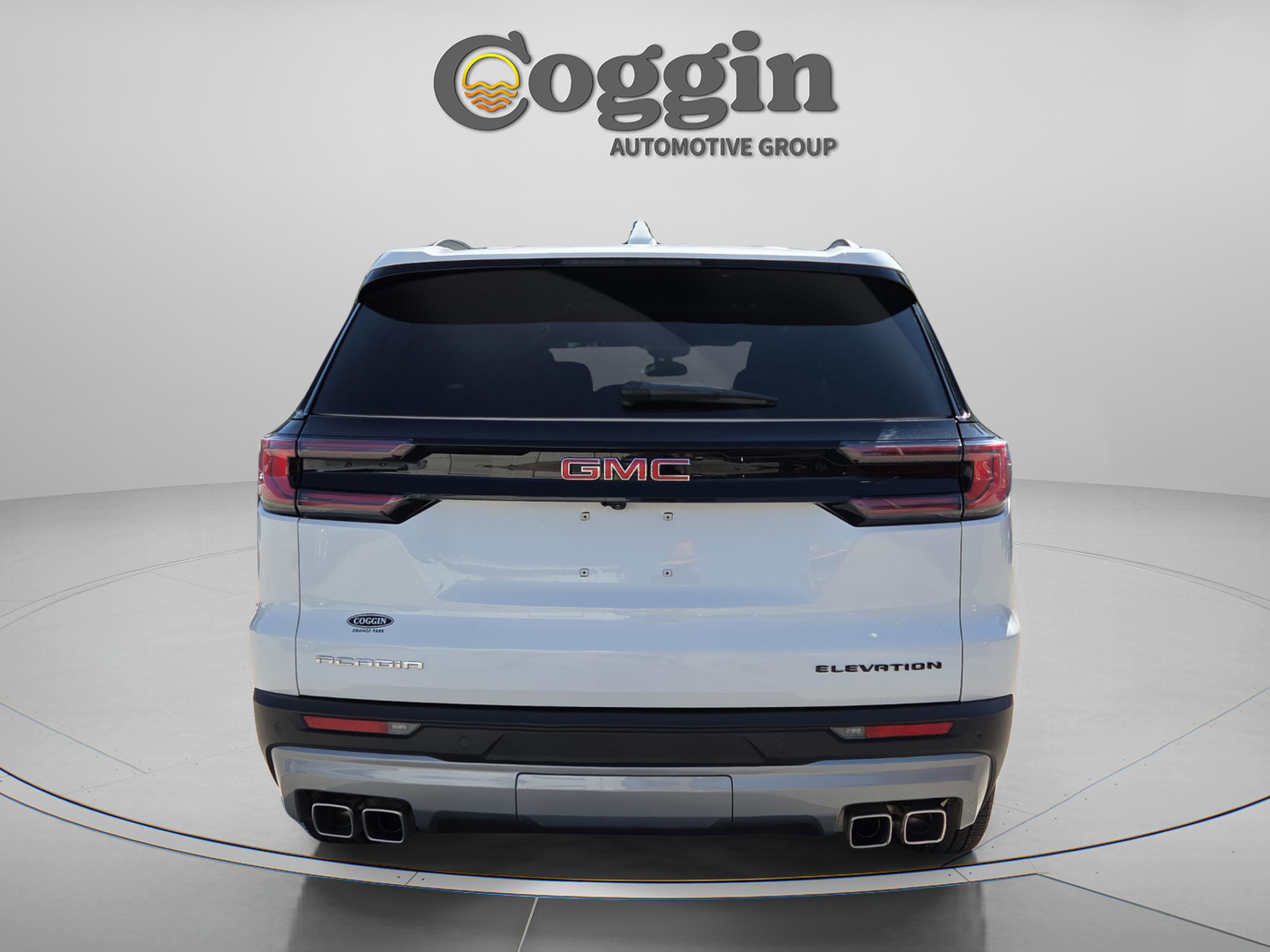 Used 2025 GMC Acadia Elevation image 4