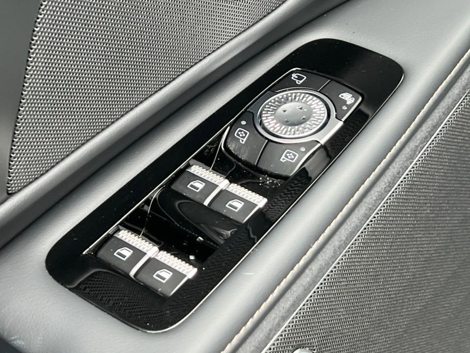 New 2026 Lincoln Nautilus Reserve w/ Jet Appearance Package AWD/4WD image 15