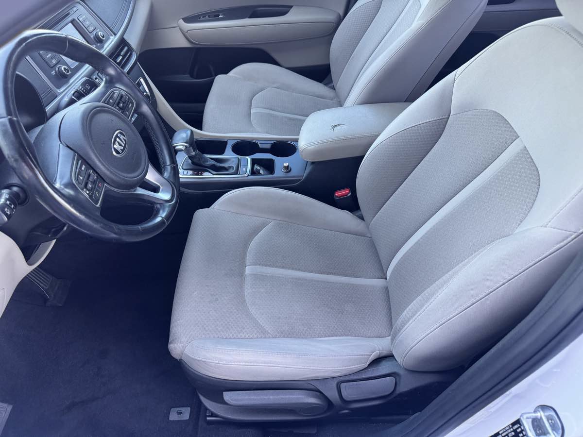 Used 2016 Kia Optima LX FWD image 35