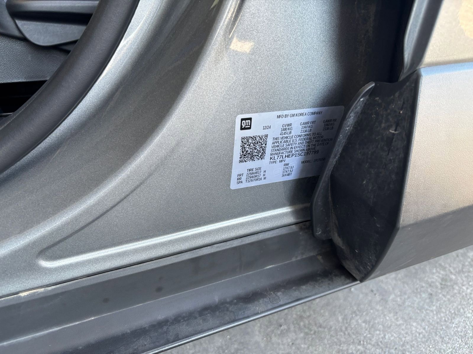 Used 2025 Chevrolet Trax LT FWD image 29