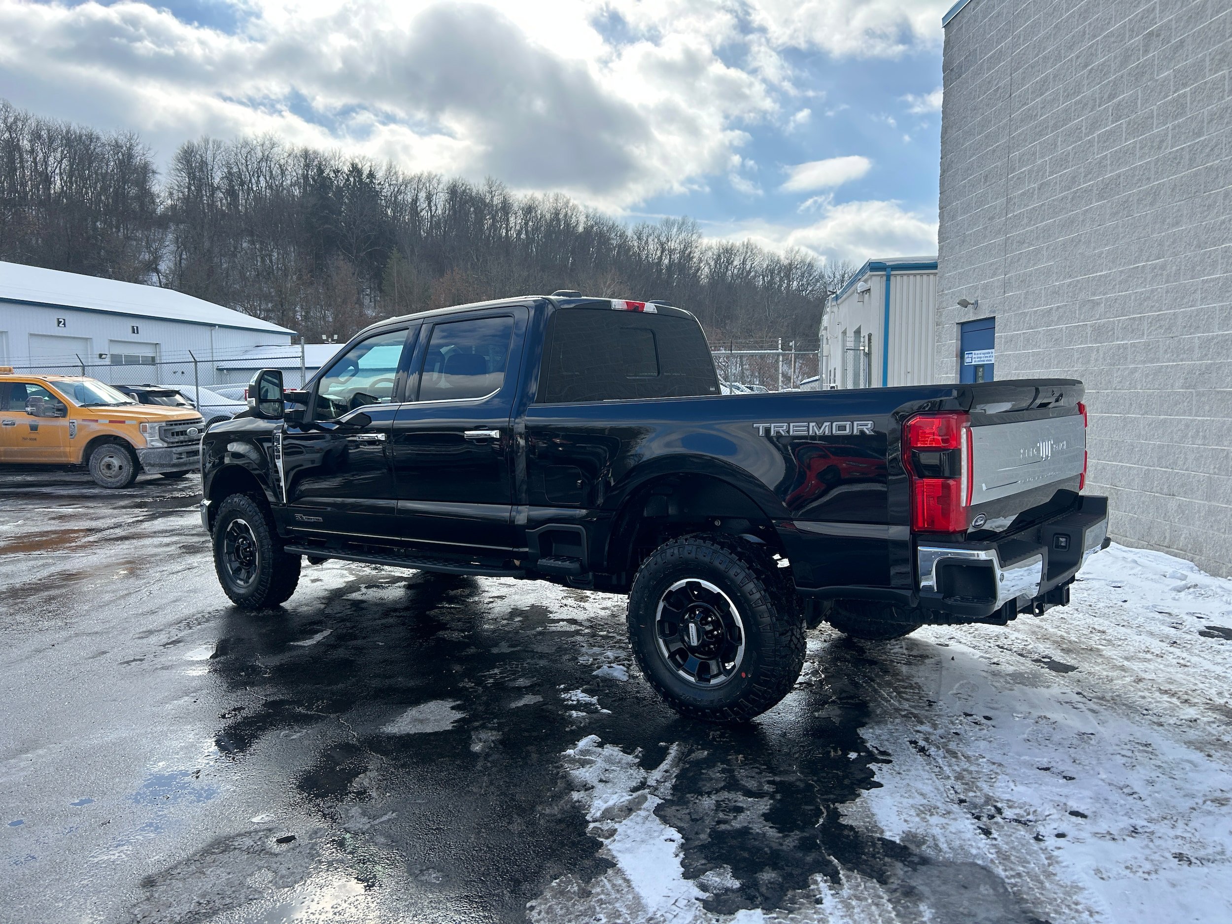 New 2026 Ford F250 King Ranch w/ Tremor Off-Road Package AWD/4WD image 8