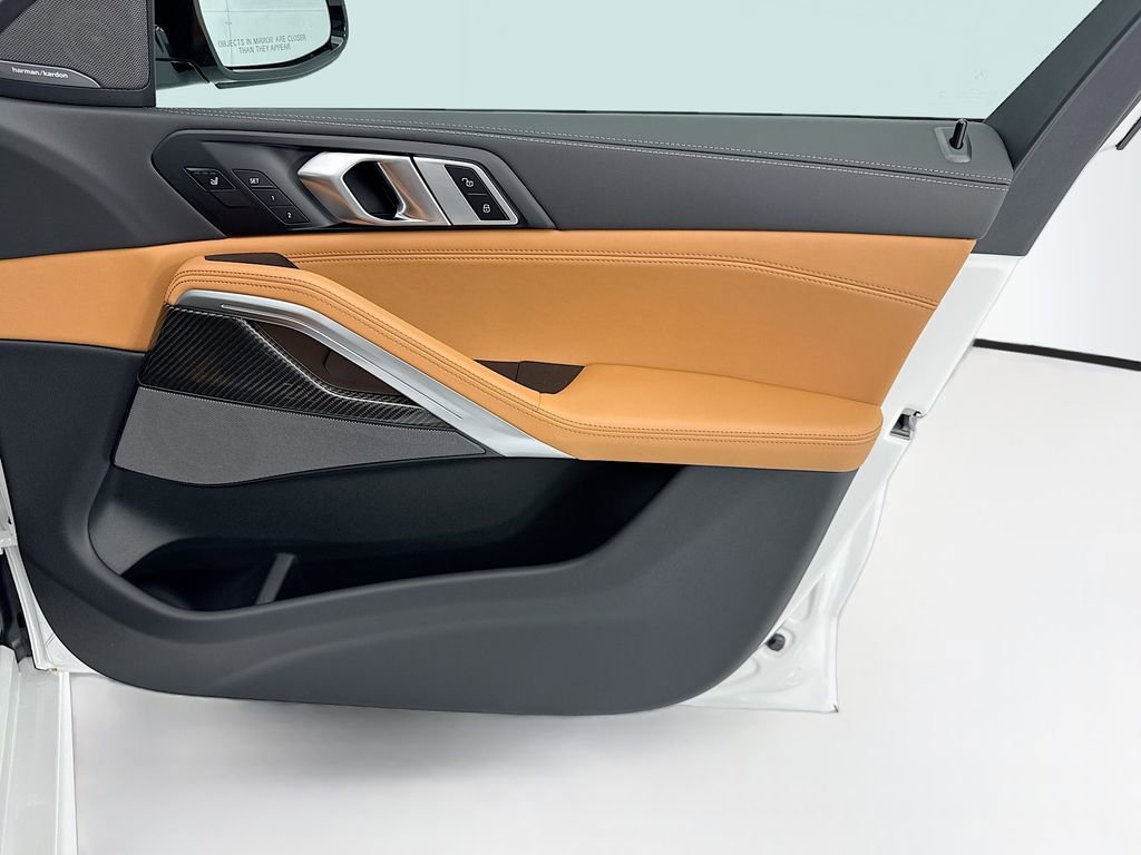 New 2027 BMW X6 M60i AWD/4WD image 24