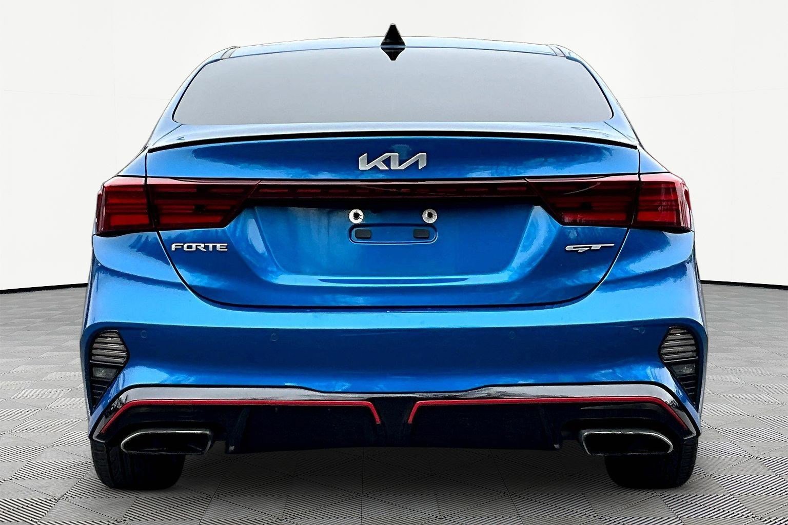 Used 2022 Kia Forte GT image 5