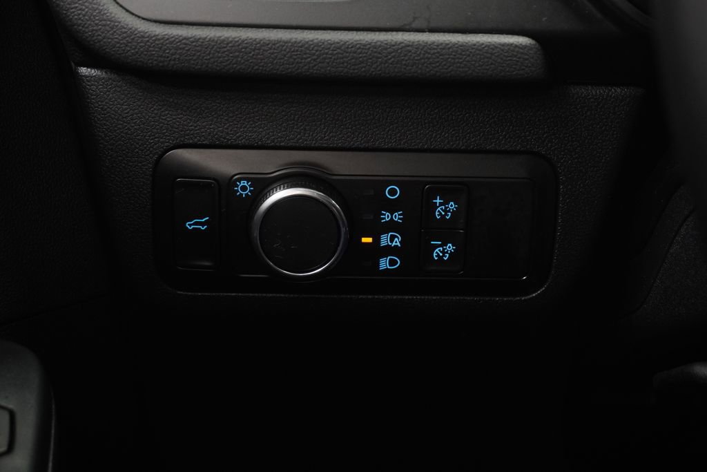 Used 2024 Ford Escape Active w/ Cold Weather Package FWD image 40