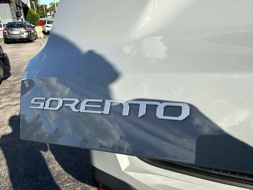 Certified 2026 Kia Sorento S AWD/4WD image 17