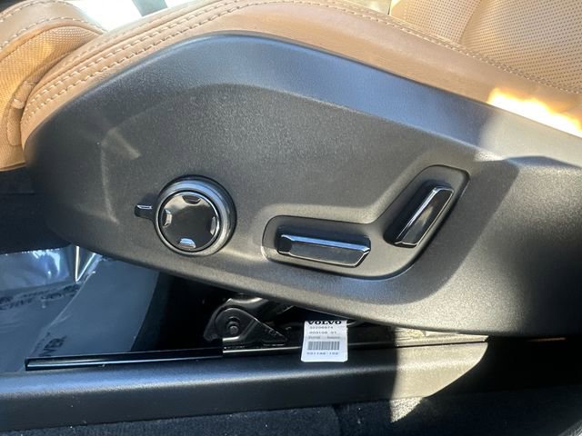 Used 2021 Volvo XC60 T5 Inscription w/ Advanced Package image 34