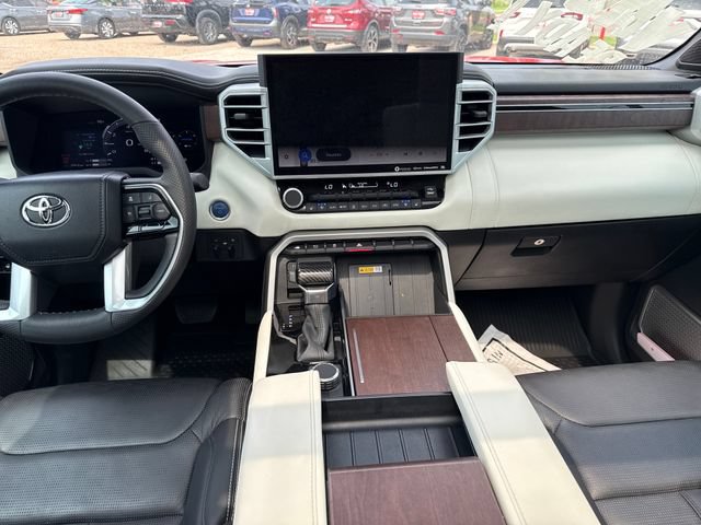Used 2024 Toyota Sequoia Capstone RWD image 17