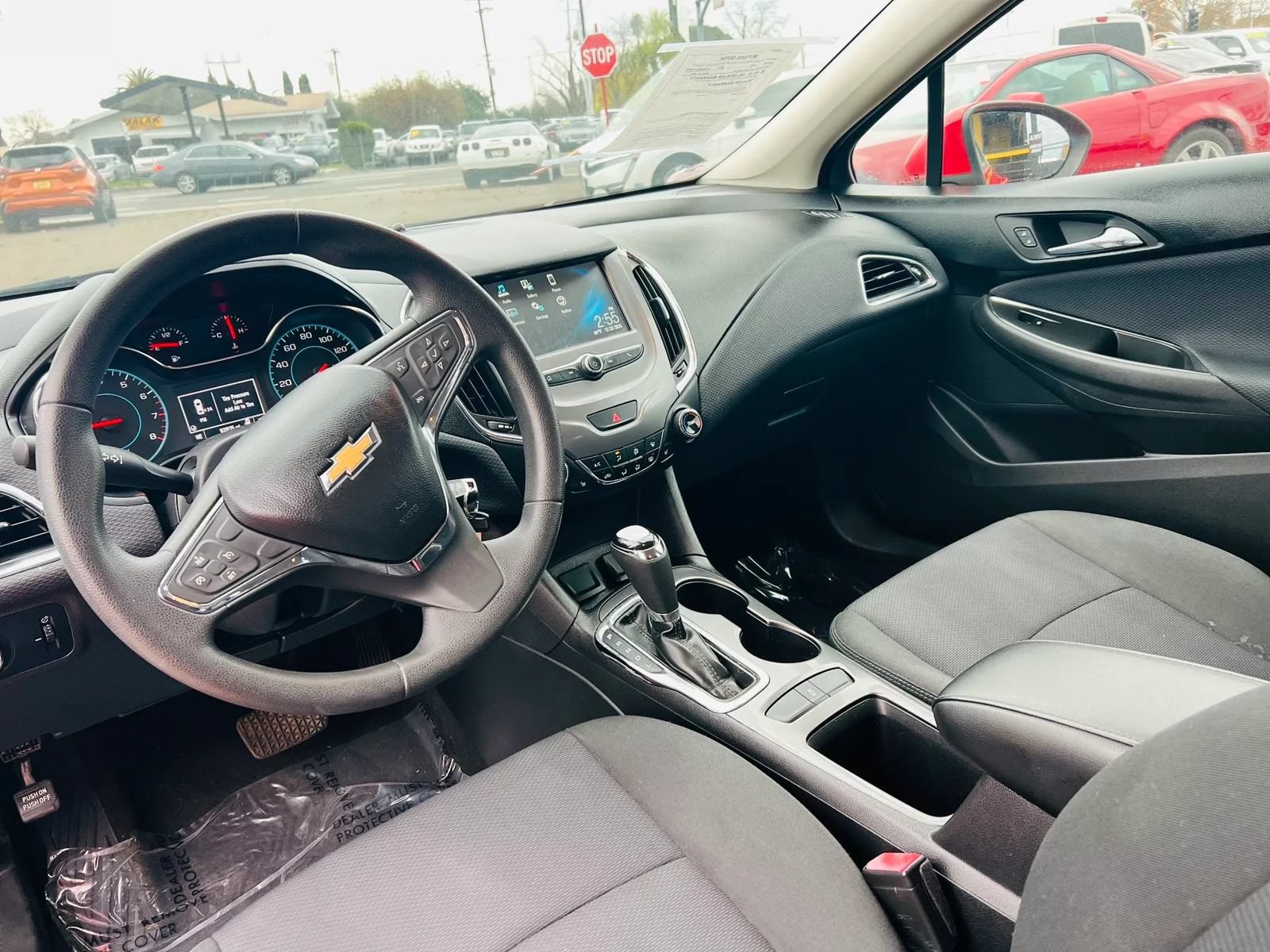 Used 2018 Chevrolet Cruze LT w/ LT Fleet Convenience Package FWD image 13