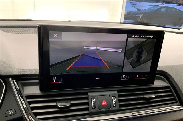 Used 2023 Audi Q5 2.0T Prestige w/ Prestige Package image 21