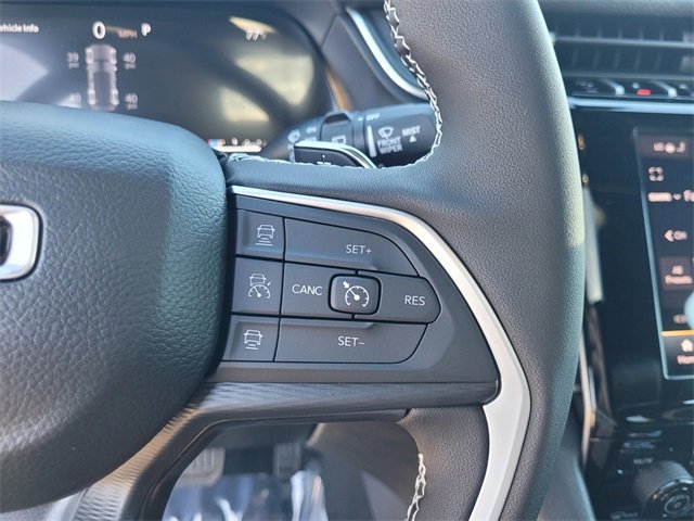 New 2025 Jeep Grand Cherokee Altitude image 31