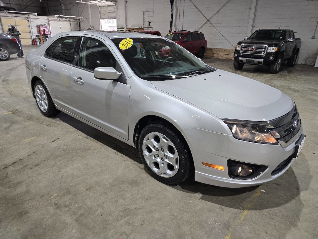 Used 2011 Ford Fusion SE w/ 202A Rapid Spec Order Code image 23