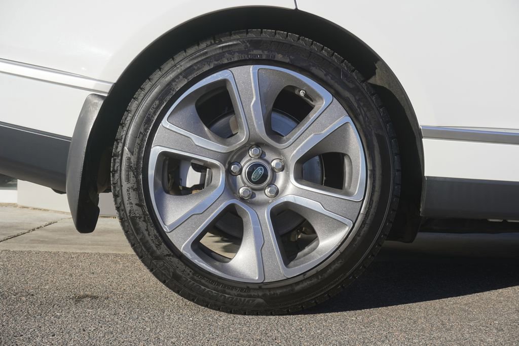 Used 2021 Land Rover Range Rover Westminster Edition image 32