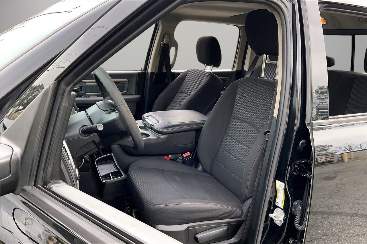 Used 2020 RAM 1500 Classic Warlock w/ Electronics Group image 21