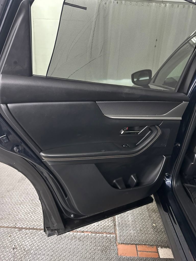 Used 2024 MAZDA CX-90 3.3 Turbo w/ Preferred Package image 27