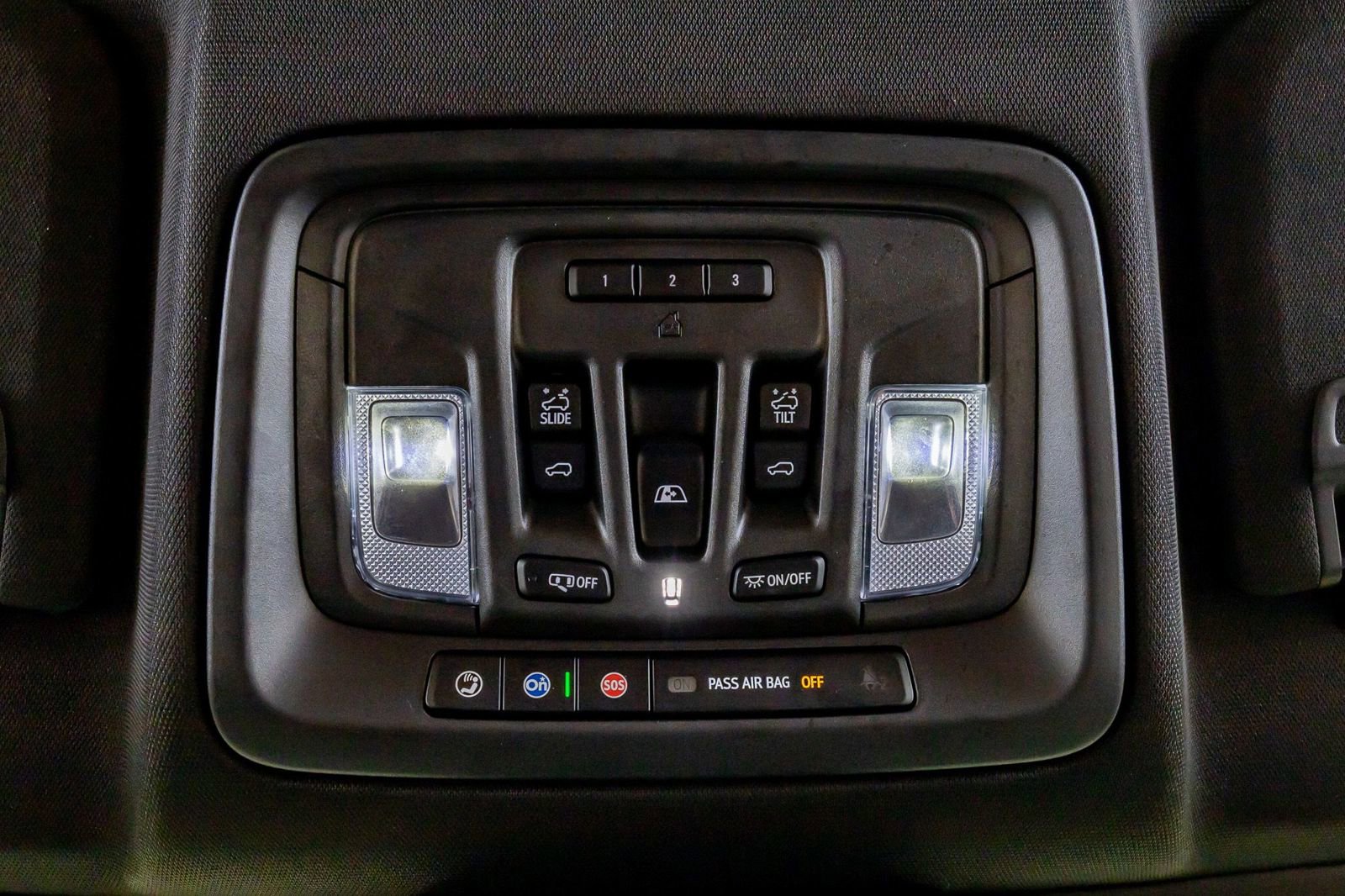 Used 2024 GMC Sierra 1500 AT4 w/ Technology Package AWD/4WD image 28