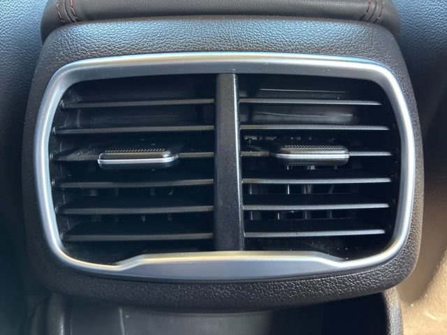 Used 2019 Hyundai Santa Fe AWD image 29