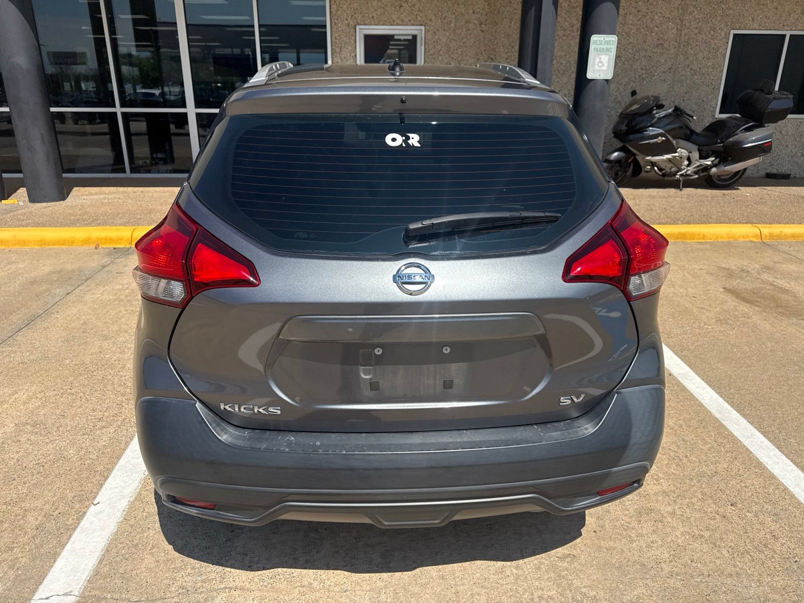 Used 2019 Nissan Kicks SV FWD image 6
