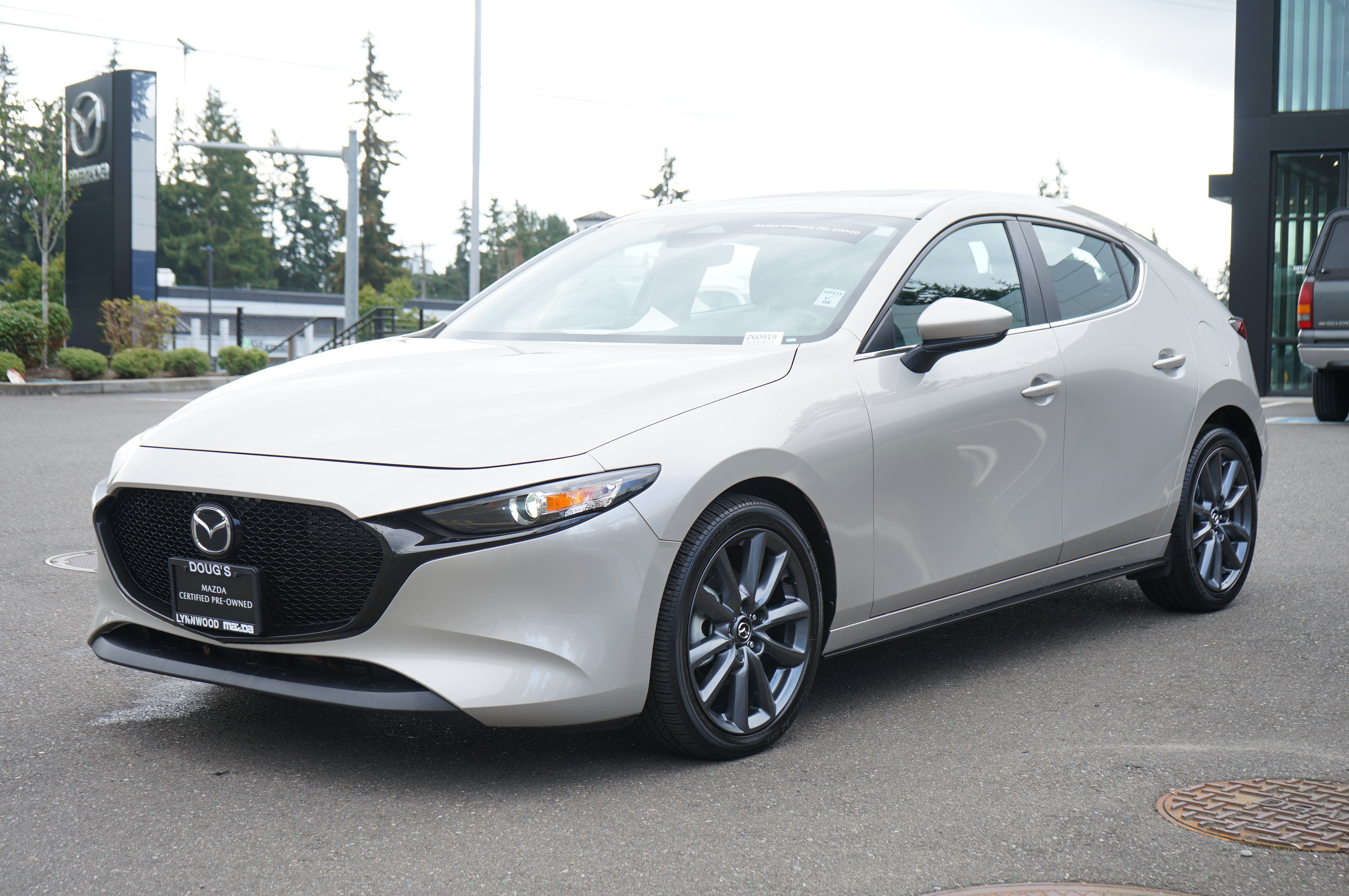 Used 2024 MAZDA MAZDA3 s FWD image 8