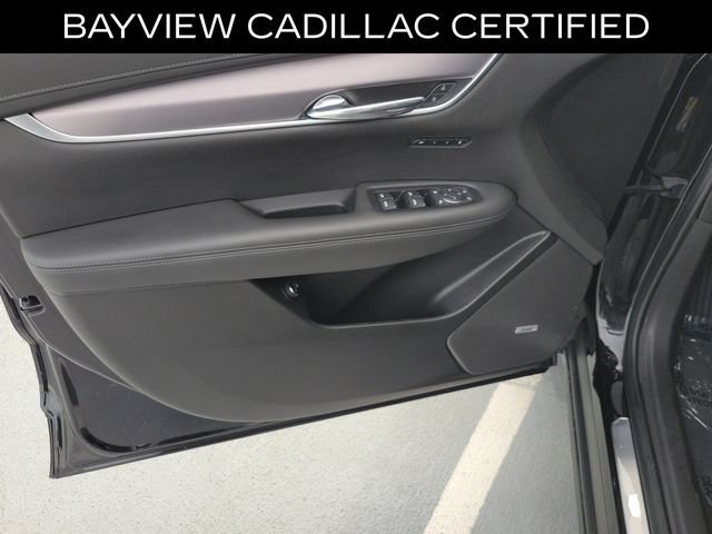 Certified 2025 Cadillac XT6 Luxury FWD image 20
