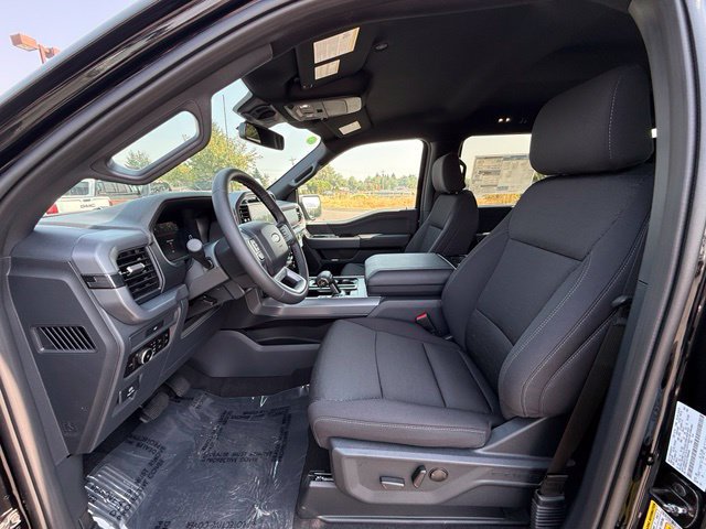 New 2026 Ford F150 XLT w/ Equipment Group 302A MID AWD/4WD image 9