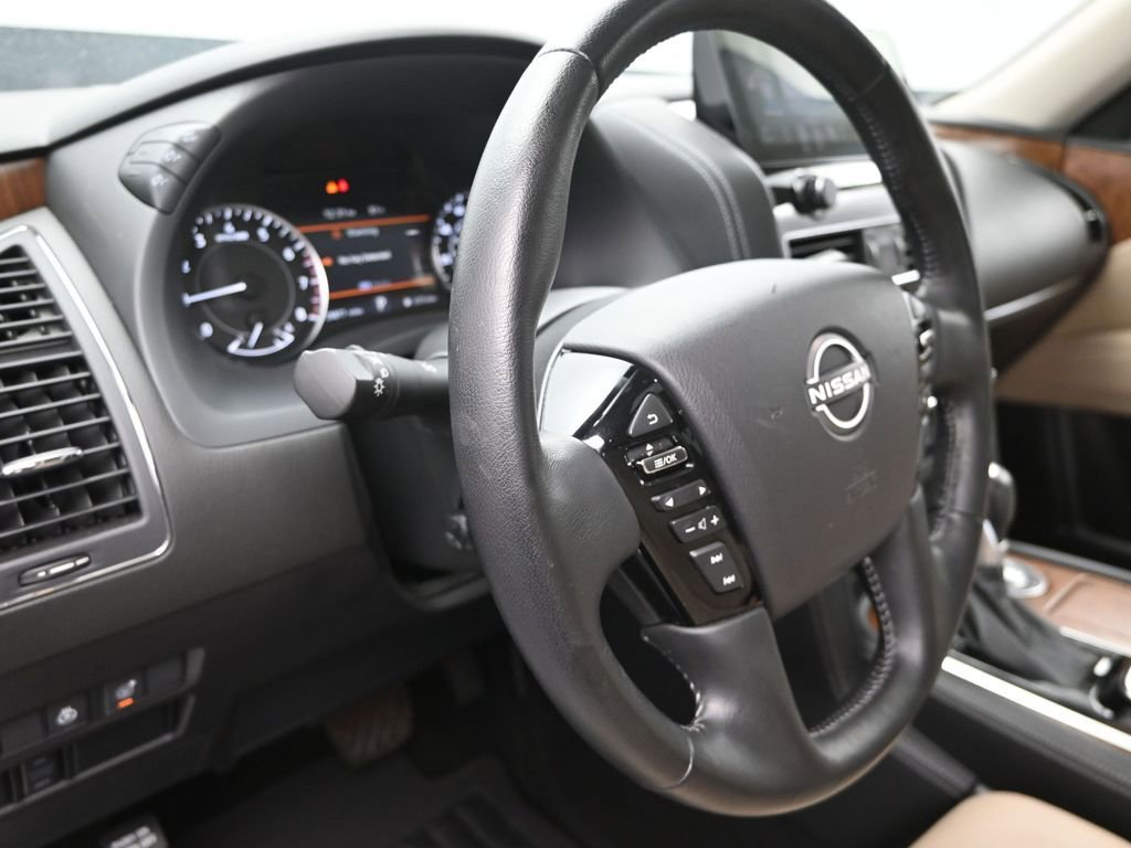 Used 2024 Nissan Armada SL w/ Captain's Chairs Package RWD image 12
