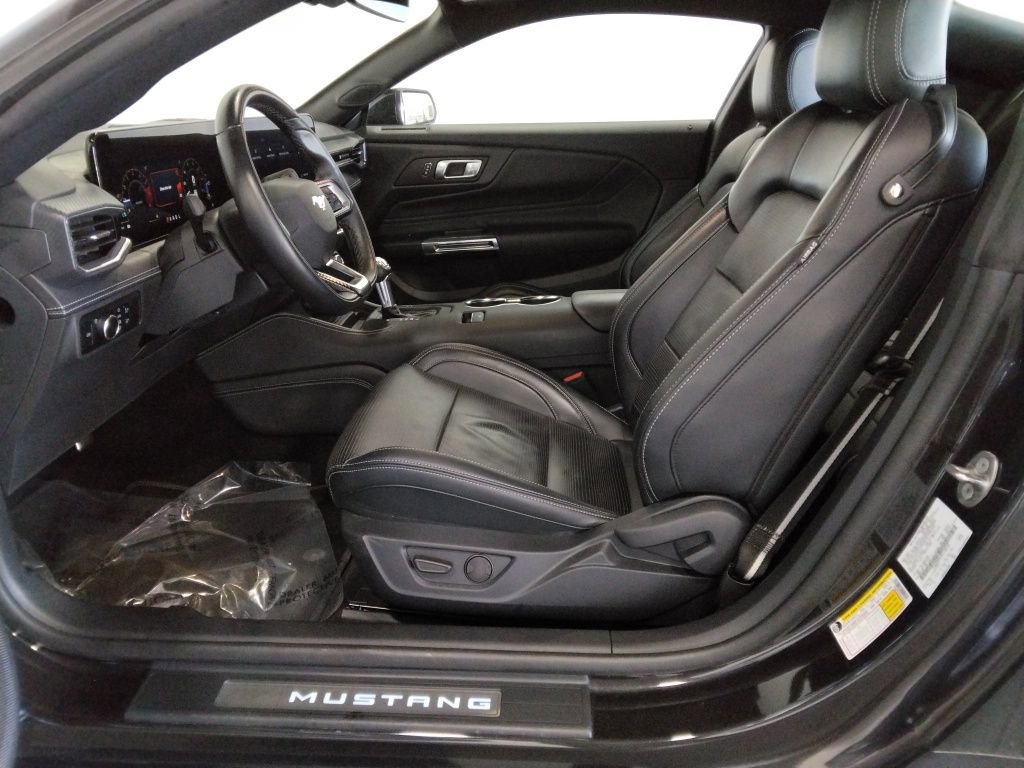 Used 2024 Ford Mustang Premium image 27