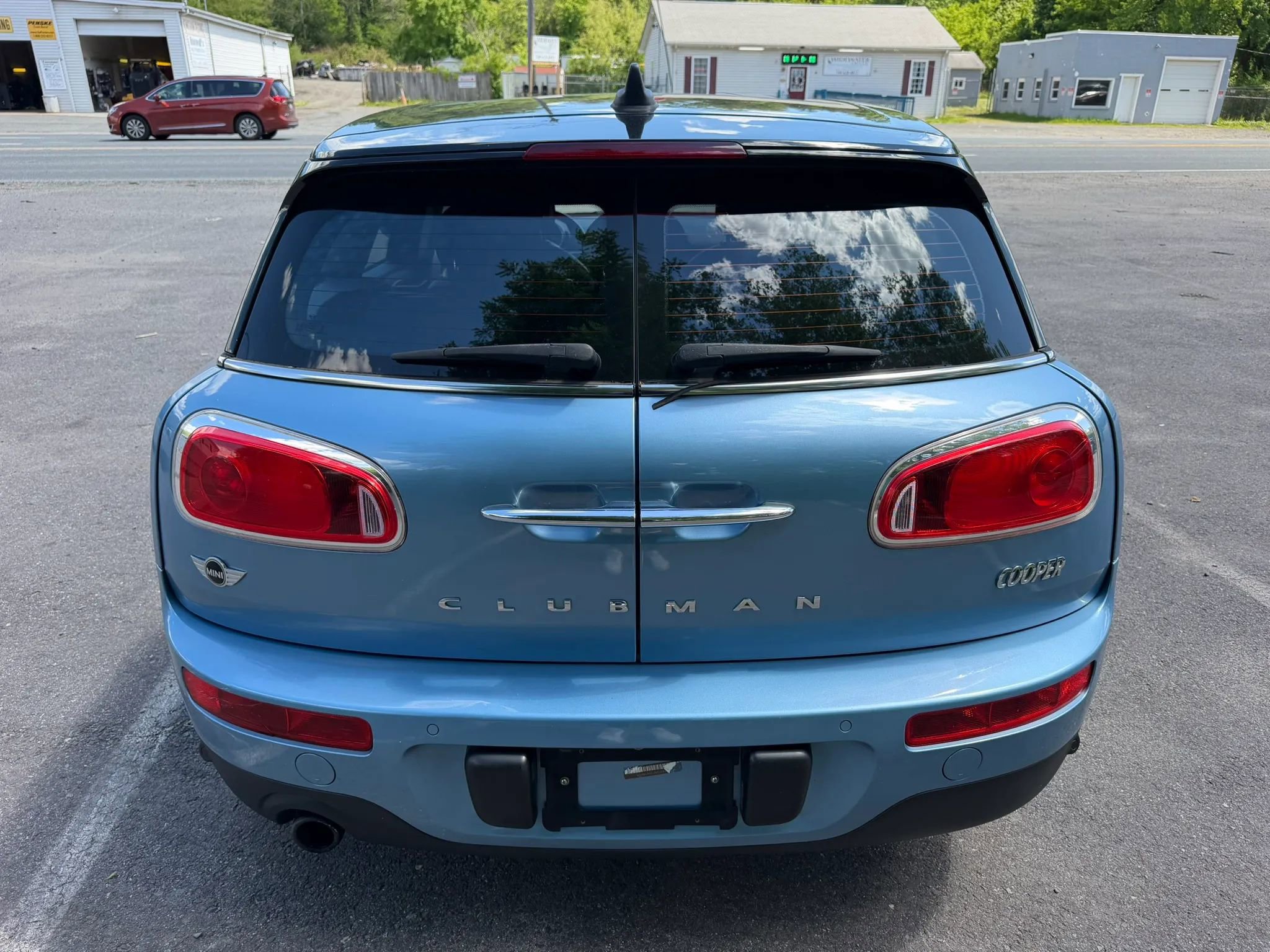 Used 2016 MINI Cooper Clubman FWD image 10