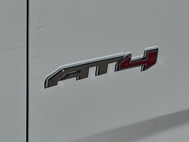 Used 2024 GMC Yukon XL AT4 w/ Technology Package image 32