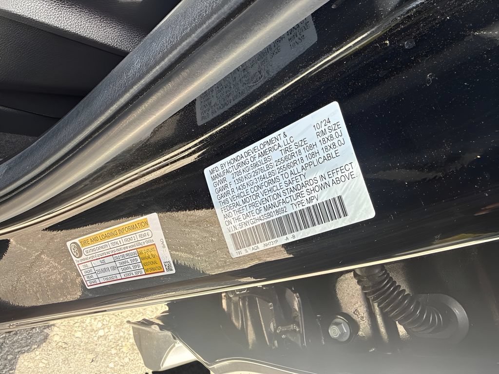 Used 2025 Honda Pilot EX-L image 36
