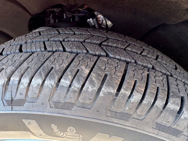 Used 2024 Chevrolet Suburban High Country w/ Advanced Technology Package image 13