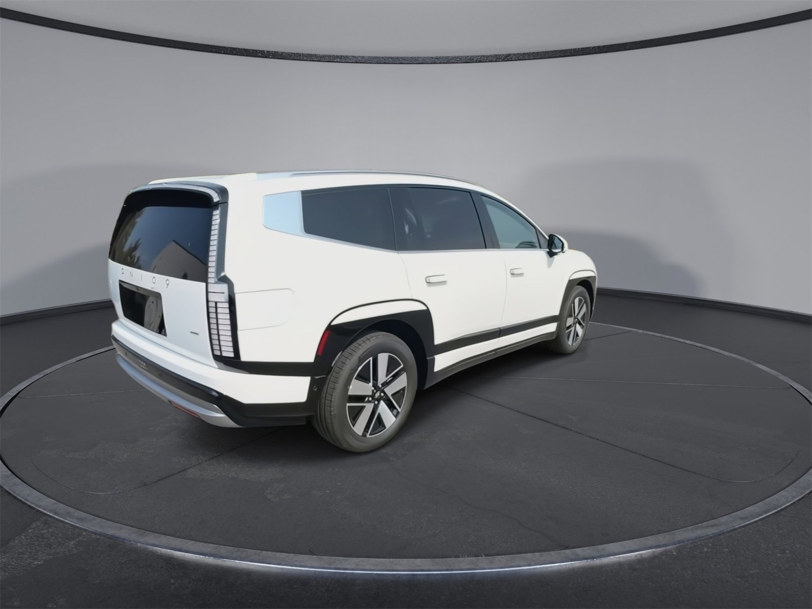 New 2026 Hyundai Ioniq 9 SEL image 8