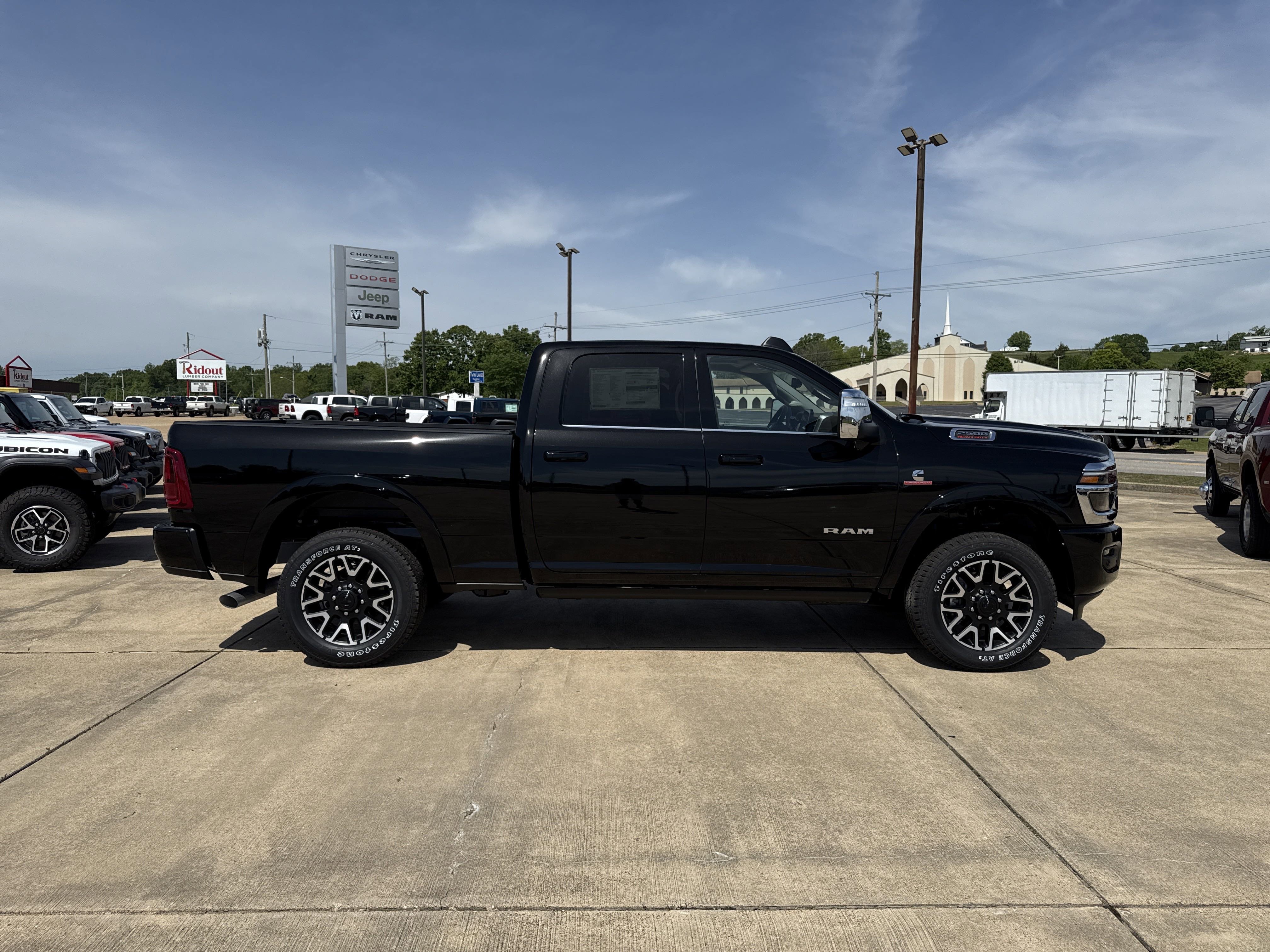 New 2025 RAM 2500 Limited image 10