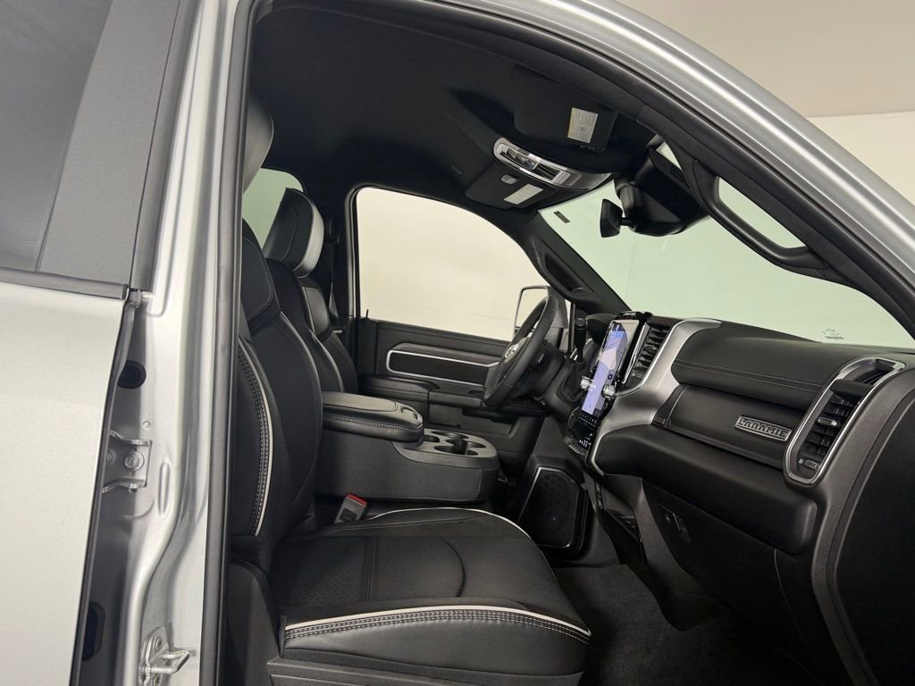 Used 2026 RAM 2500 Laramie image 31